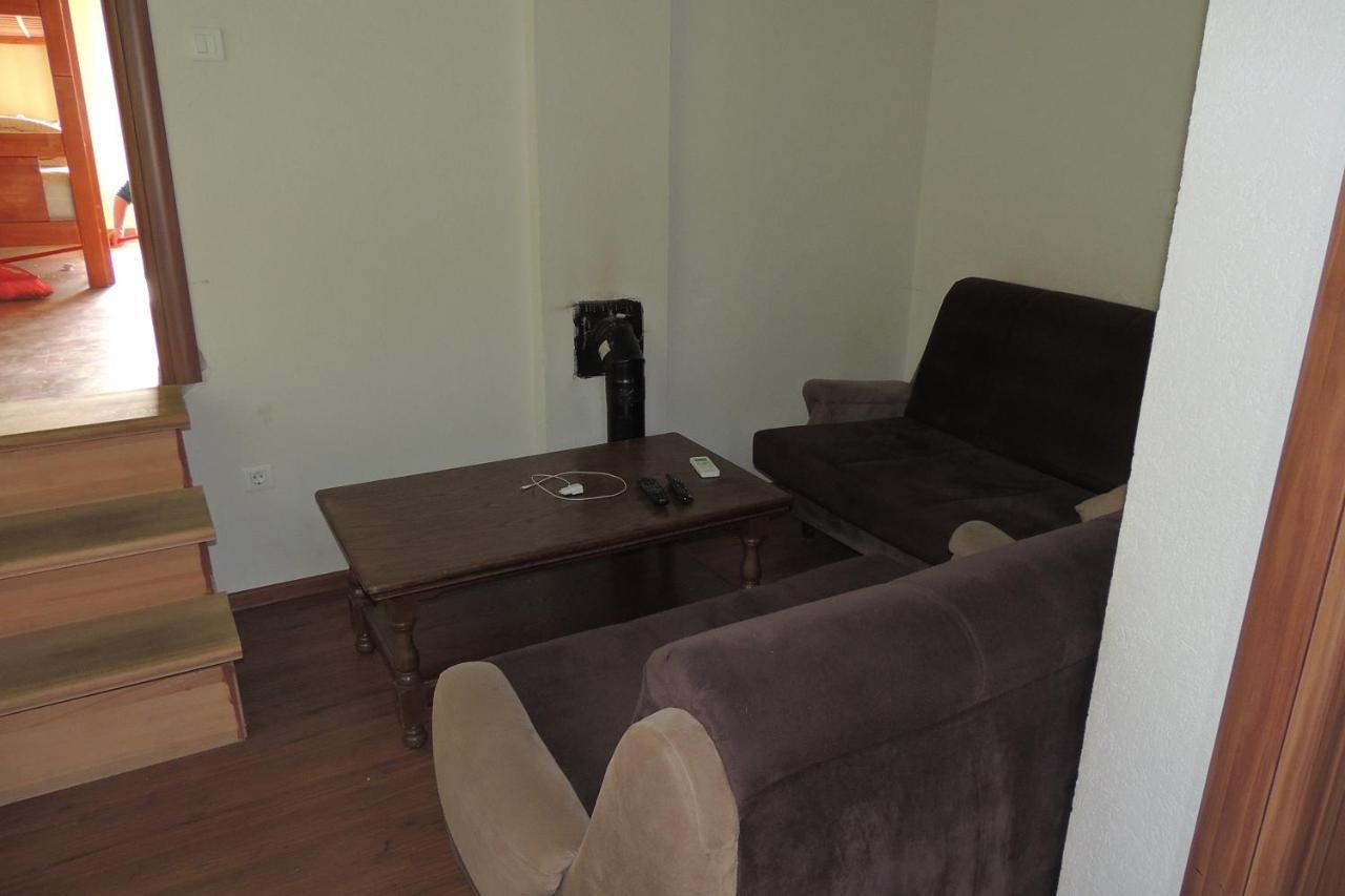 Hostel Villa Popovic Травник Екстериор снимка