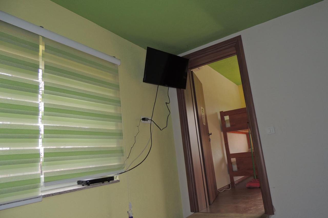 Hostel Villa Popovic Травник Екстериор снимка