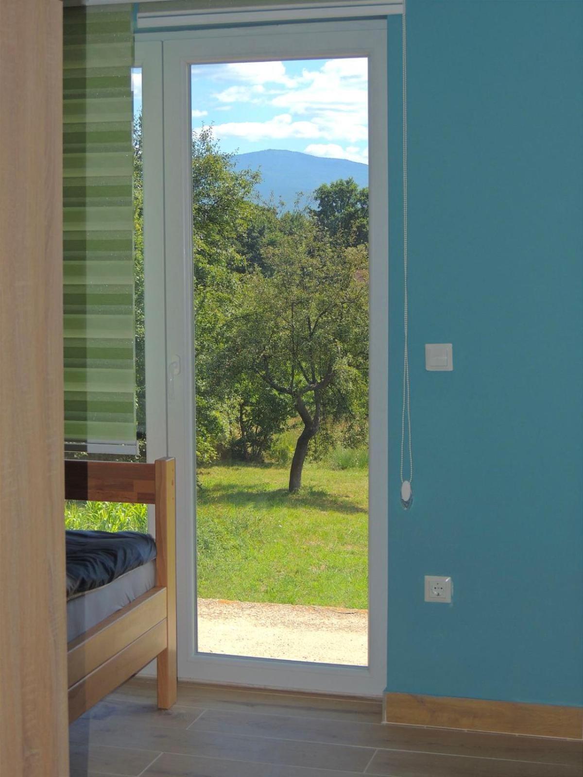 Hostel Villa Popovic Травник Екстериор снимка